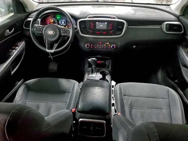 5XYPGDA5XJG339775 2018 KIA SORENTO - Image 8