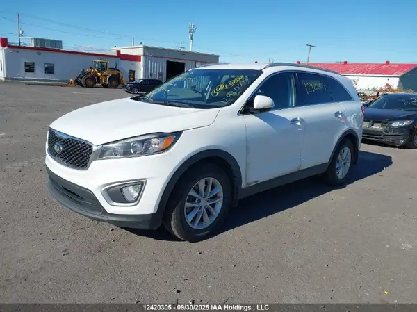 5XYPGDA5XJG353949 2018 KIA SORENTO - Image 2