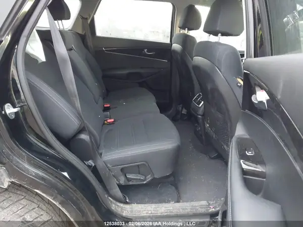 5XYPGDA5XJG370573 2018 KIA SORENTO - Image 8