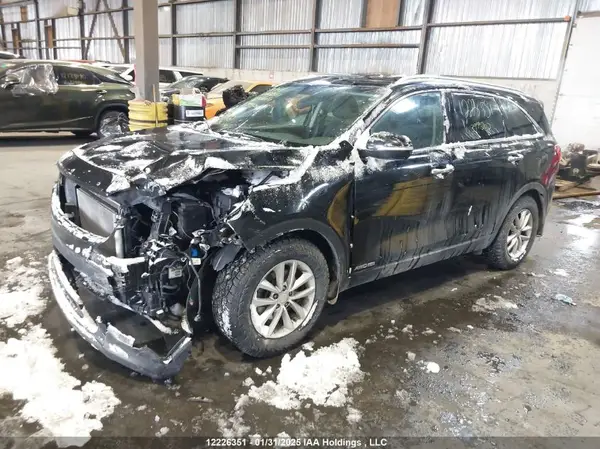 5XYPGDA5XJG399202 2018 KIA SORENTO - Image 2