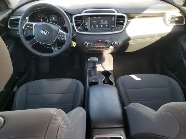 5XYPGDA5XKG440963 2019 KIA SORENTO - Image 8