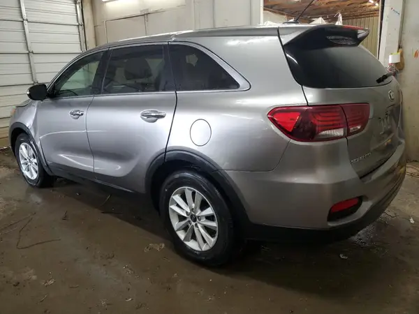 5XYPGDA5XKG449193 2019 KIA SORENTO - Image 2