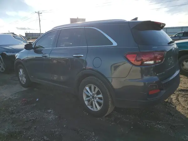 5XYPGDA5XKG461084 2019 KIA SORENTO - Image 2