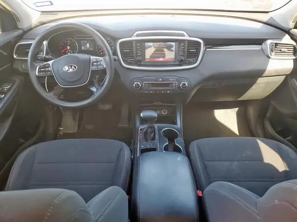 5XYPGDA5XKG470481 2019 KIA SORENTO - Image 8