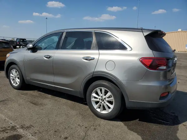 5XYPGDA5XKG474305 2019 KIA SORENTO - Image 2