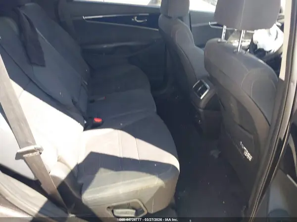 5XYPGDA5XKG481514 2019 KIA SORENTO - Image 8