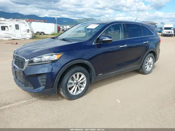 5XYPGDA5XKG489922 2019 KIA SORENTO - Image 2
