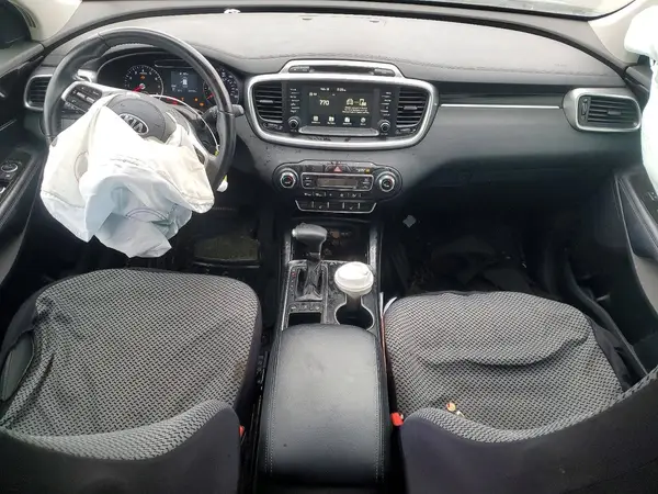 5XYPGDA5XKG566594 2019 KIA SORENTO - Image 8