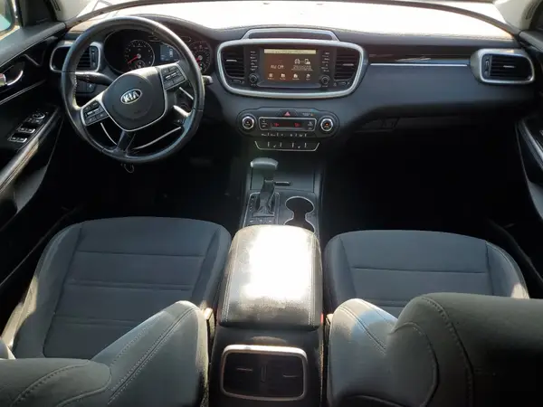 5XYPGDA5XKG583556 2019 KIA SORENTO - Image 8