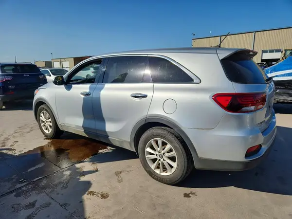 5XYPGDA5XLG614693 2020 KIA SORENTO - Image 2