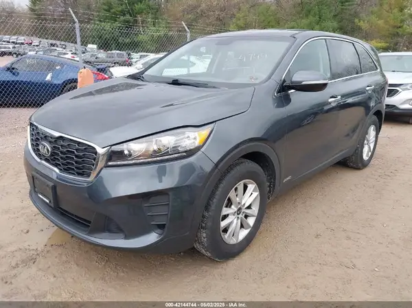 5XYPGDA5XLG618548 2020 KIA SORENTO - Image 2