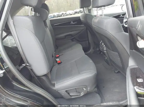 5XYPGDA5XLG674473 2020 KIA SORENTO - Image 8