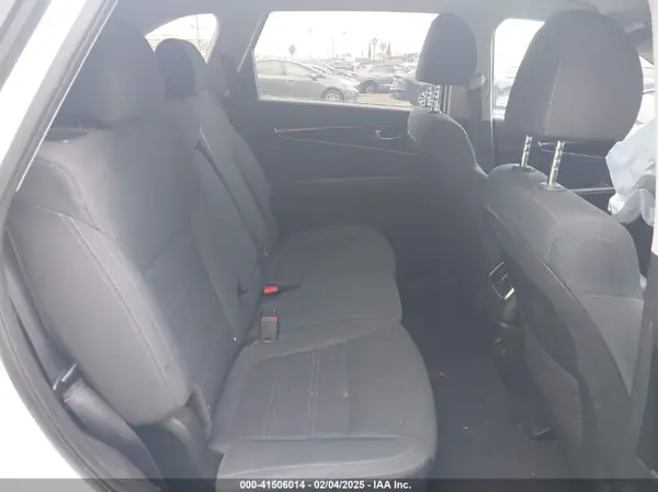 5XYPGDA5XLG679897 2020 KIA SORENTO - Image 8