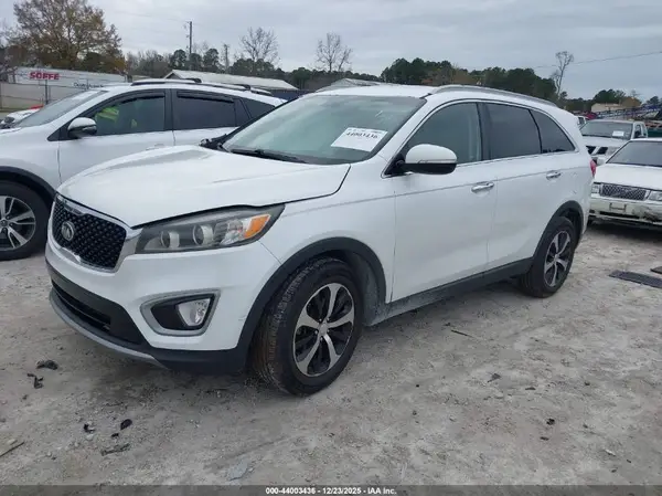 5XYPH4A10GG004771 2016 KIA SORENTO - Image 2