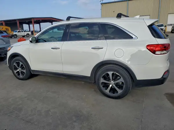 5XYPH4A10GG005192 2016 KIA SORENTO - Image 2