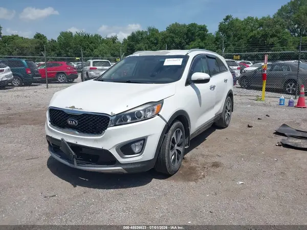 5XYPH4A10GG013664 2016 KIA SORENTO - Image 2