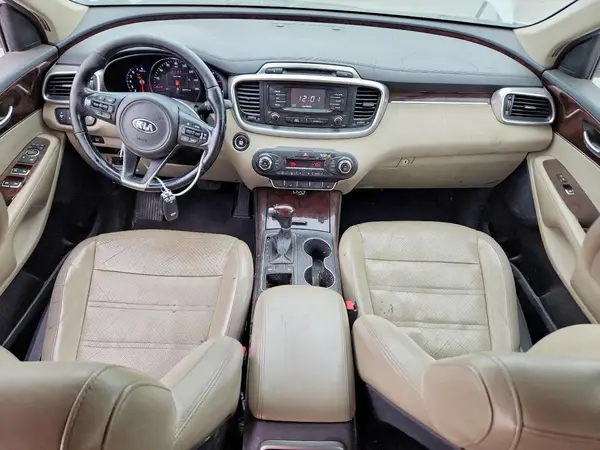 5XYPH4A10GG046633 2016 KIA SORENTO - Image 8