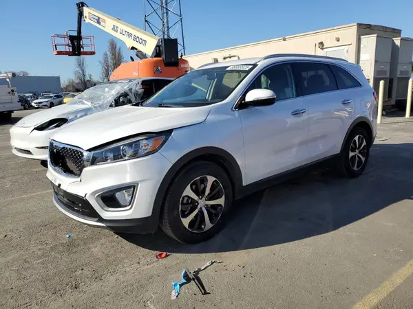 5XYPH4A10GG055557 2016 KIA SORENTO - Image 1