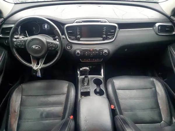 5XYPH4A10HG254125 2017 KIA SORENTO - Image 8