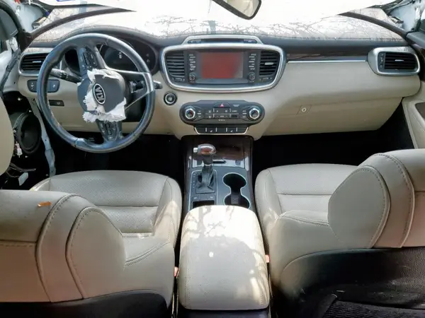 5XYPH4A10JG387036 2018 KIA SORENTO - Image 8