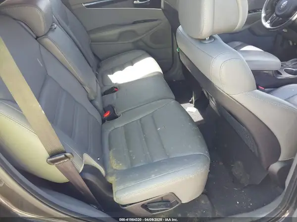 5XYPH4A11GG147552 2016 KIA SORENTO - Image 8