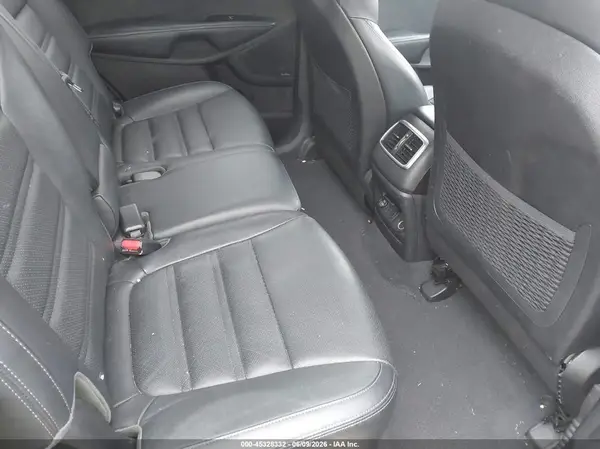 5XYPH4A11GG185136 2016 KIA SORENTO - Image 8