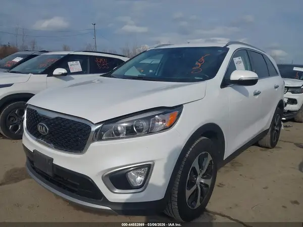 5XYPH4A11HG187583 2017 KIA SORENTO - Image 2