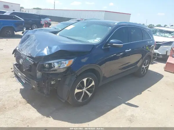 5XYPH4A11HG209243 2017 KIA SORENTO - Image 2