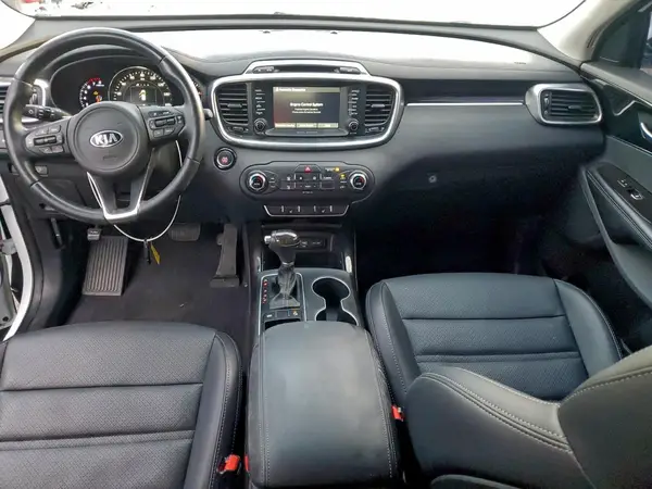 5XYPH4A11JG384386 2018 KIA SORENTO - Image 8