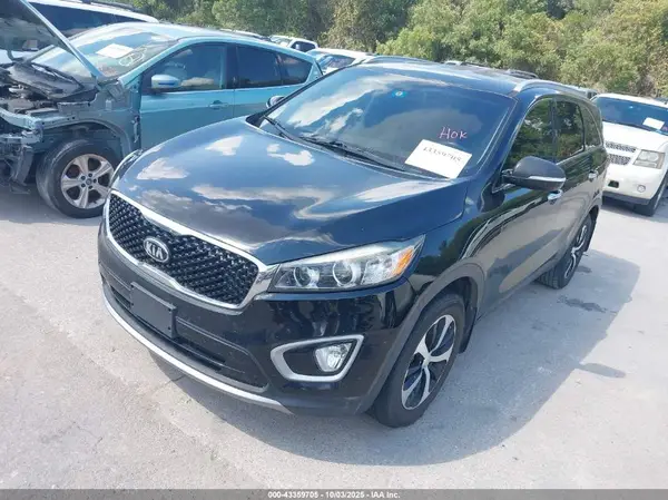 5XYPH4A11JG403244 2018 KIA SORENTO - Image 2