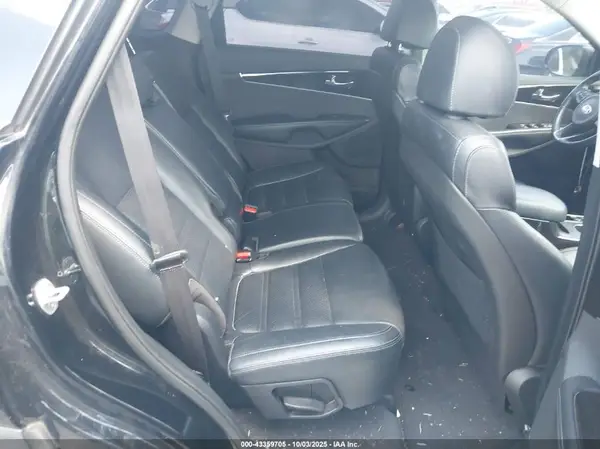 5XYPH4A11JG403244 2018 KIA SORENTO - Image 8