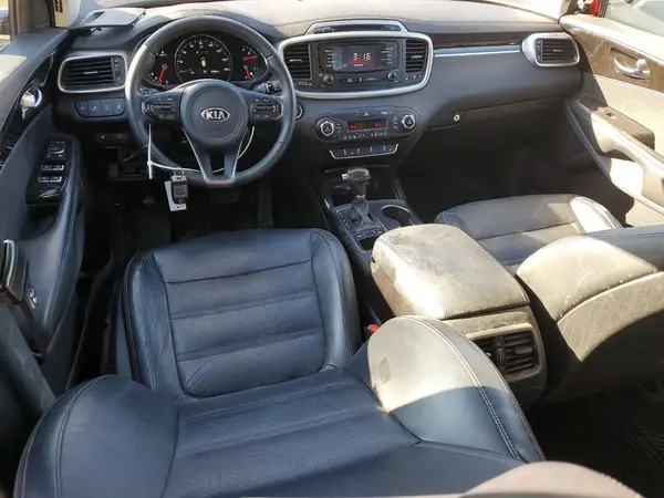 5XYPH4A12GG003928 2016 KIA SORENTO - Image 8
