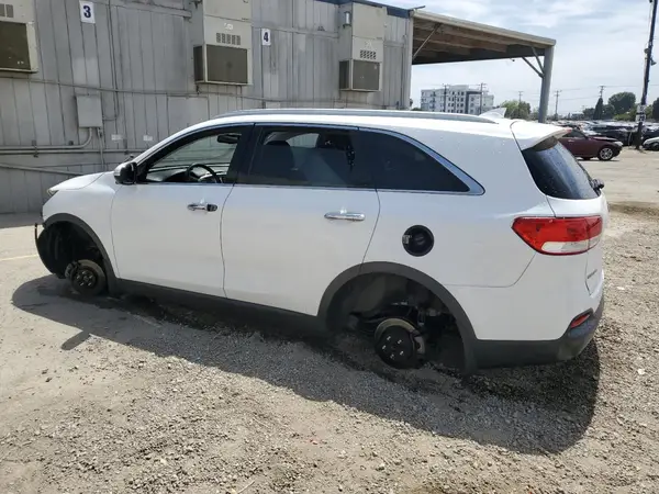 5XYPH4A12GG055544 2016 KIA SORENTO - Image 2