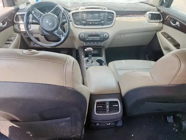5XYPH4A12GG186490 2016 KIA SORENTO - Image 8