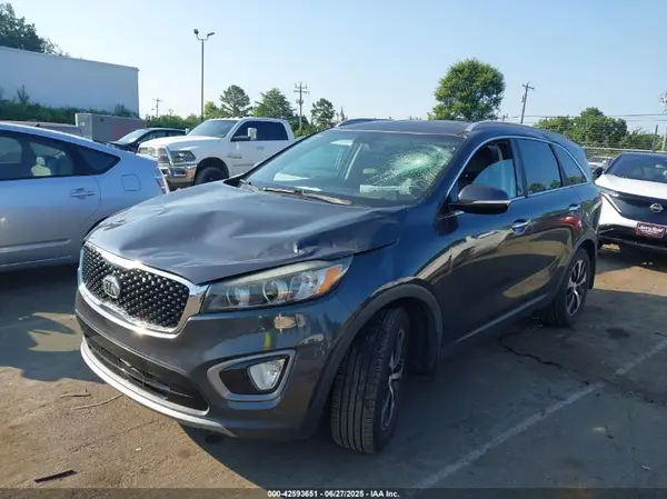 5XYPH4A12HG188242 2017 KIA SORENTO - Image 2