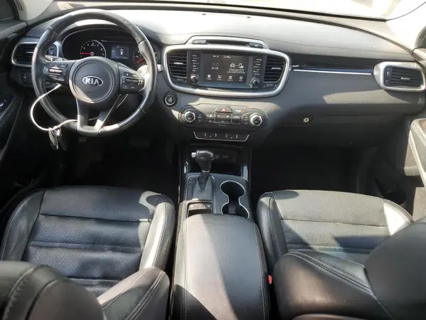 5XYPH4A12HG206657 2017 KIA SORENTO - Image 8