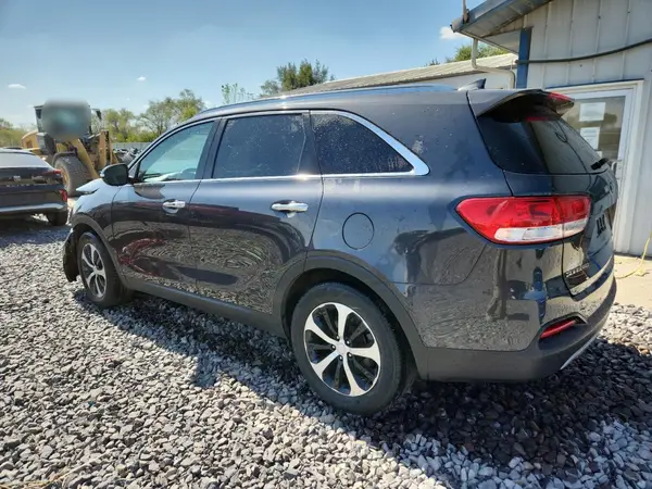 5XYPH4A12HG242882 2017 KIA SORENTO - Image 2