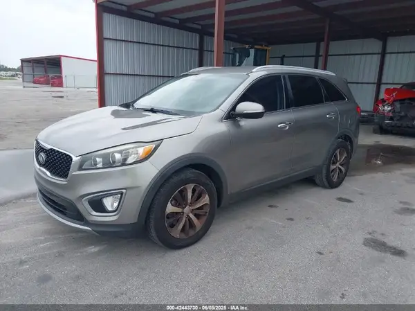 5XYPH4A12HG273646 2017 KIA SORENTO - Image 2