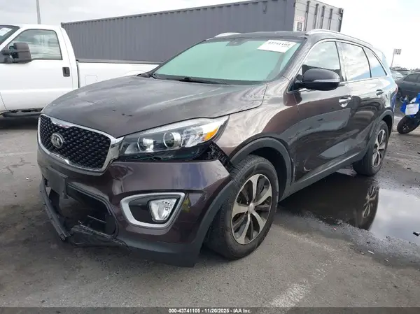 5XYPH4A12HG320190 2017 KIA SORENTO - Image 2