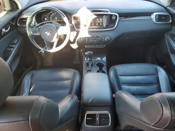 5XYPH4A12JG380797 2018 KIA SORENTO - Image 8