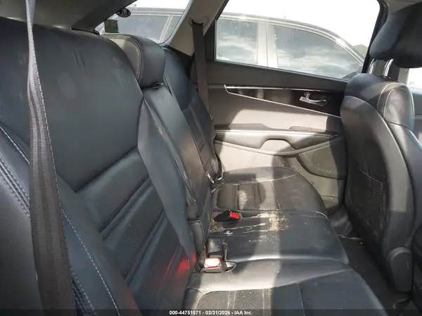 5XYPH4A13GG018034 2016 KIA SORENTO - Image 8