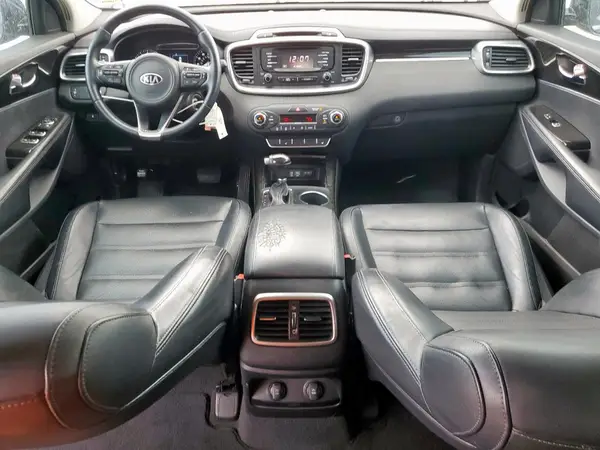 5XYPH4A13GG022925 2016 KIA SORENTO - Image 8
