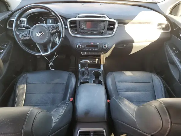 5XYPH4A13GG023895 2016 KIA SORENTO - Image 8