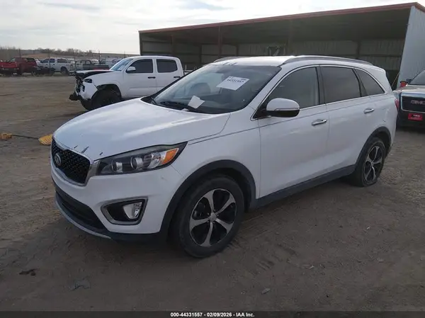5XYPH4A13GG101754 2016 KIA SORENTO - Image 2