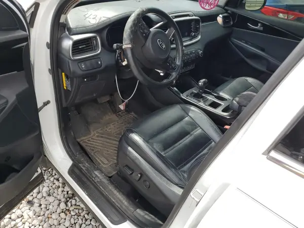 5XYPH4A13HG326984 2017 KIA SORENTO - Image 8
