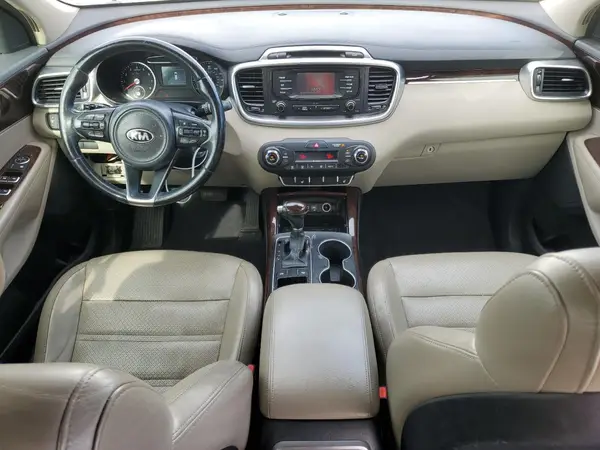 5XYPH4A14GG068392 2016 KIA SORENTO - Image 8