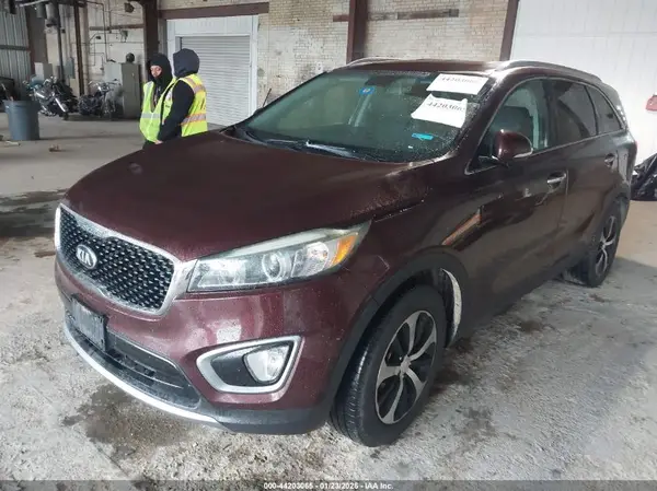 5XYPH4A14GG164507 2016 KIA SORENTO - Image 2