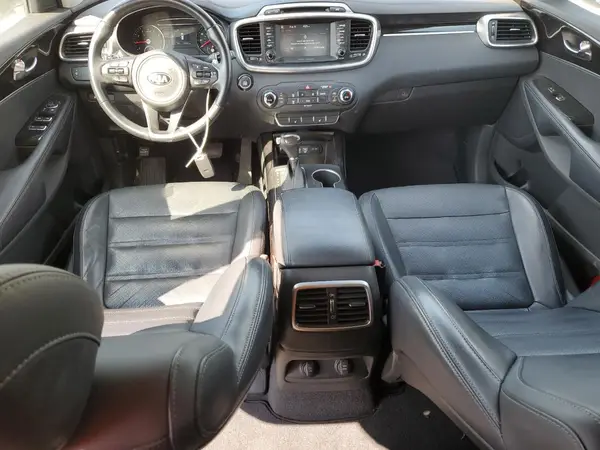 5XYPH4A14HG261708 2017 KIA SORENTO - Image 8
