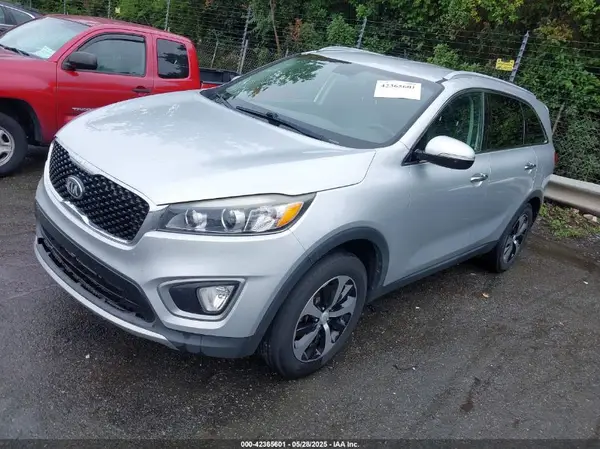 5XYPH4A15GG009402 2016 KIA SORENTO - Image 2