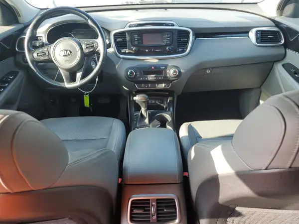 5XYPH4A15GG023042 2016 KIA SORENTO - Image 8